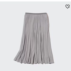 Uniqlon chiffon pleated skirt